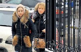 Lipnitskaja pabėgo nuo motinos dėl savo mylimosios Julijos Lipnitskajos su mama Daniela Lipnitskaya